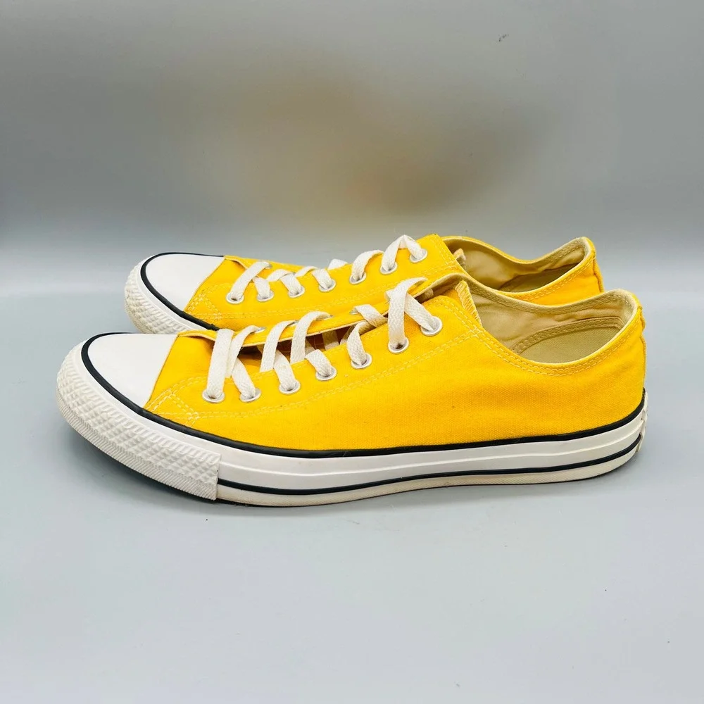 Converse Shoes Mens 11 Yellow Canvas Chuck Taylor All Star Ox Low Top Sneakers